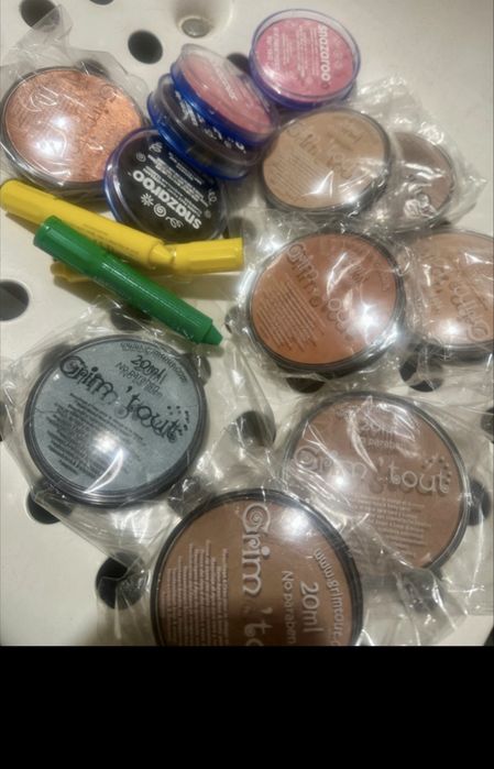 Farby do malowania  twarzy zabawa imprezy