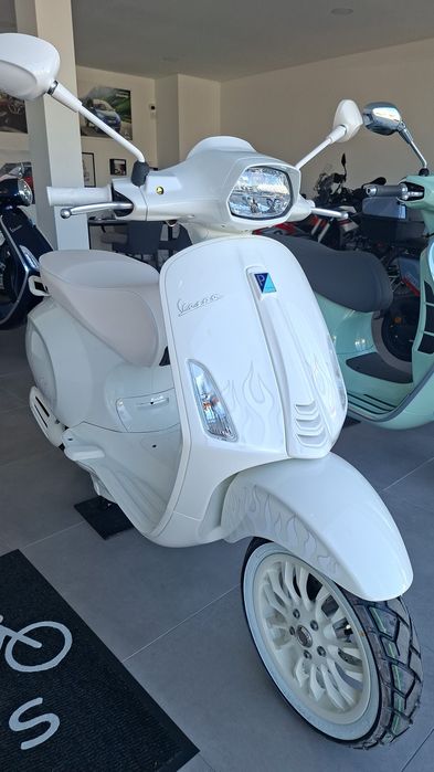 Vespa Sprint Justin Bieber 50 cc