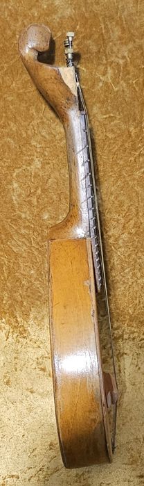 viola de fados séc. XIX 120.€