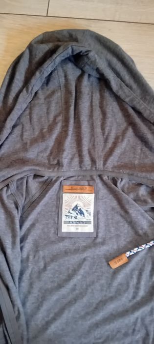 Bluza z kapturem Reserved M.