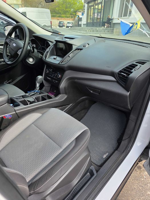 Продаж власного авто Ford Escape 2016