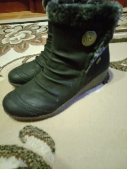 Buty zimowe damskie