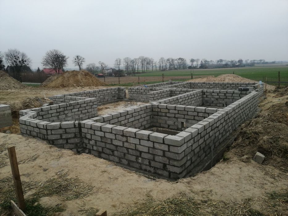 Budowa domów usługi ogólnobudowlane .Dachy pokrycia dachowe