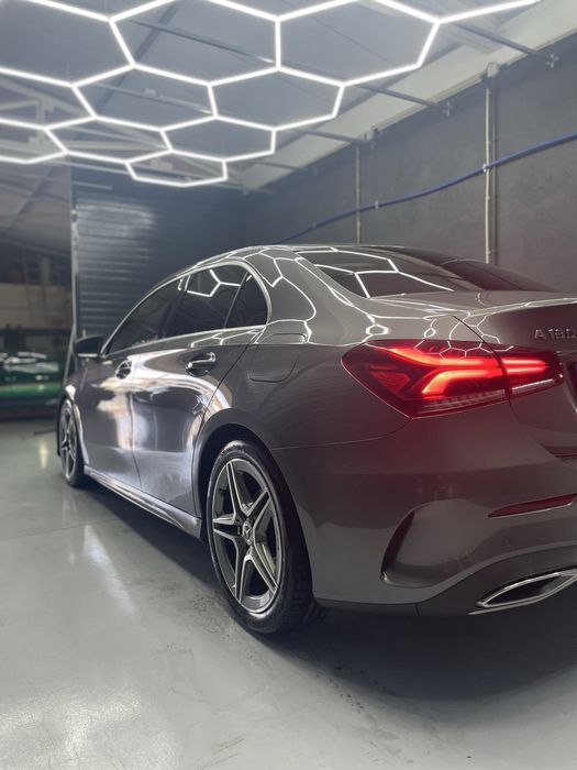 MERCEDES A 180D LIMOUSINE AMG