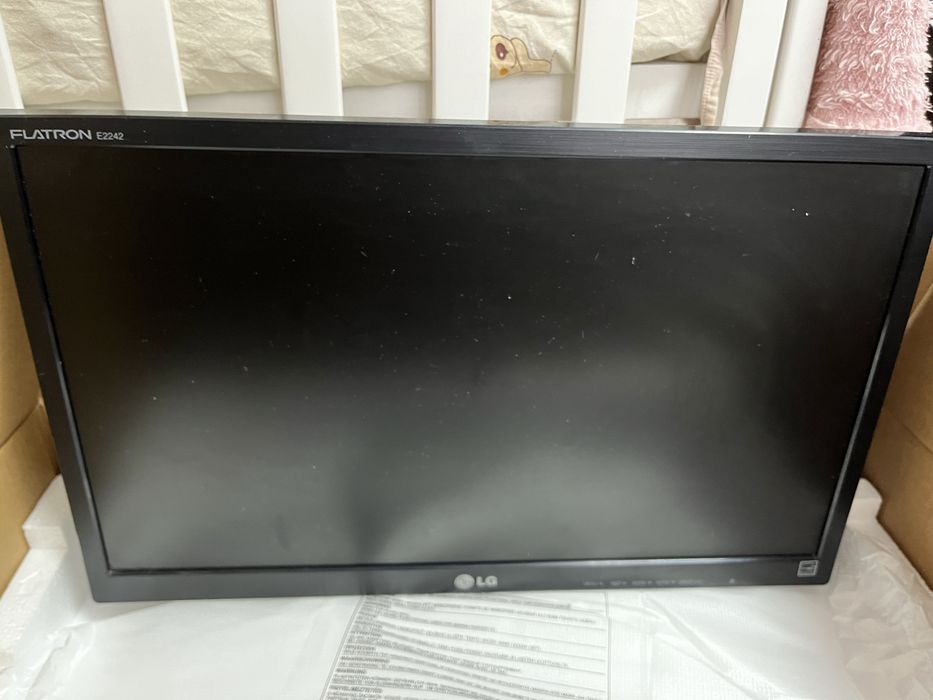 Монітор LG 22 діагональ