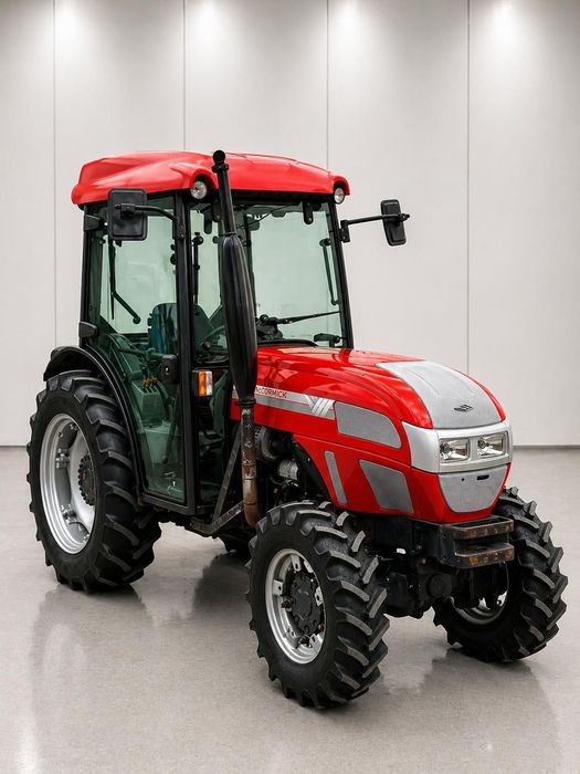 Ciągnik sadowniczy Mccormick v90 //2013 rok// perkins// ideał