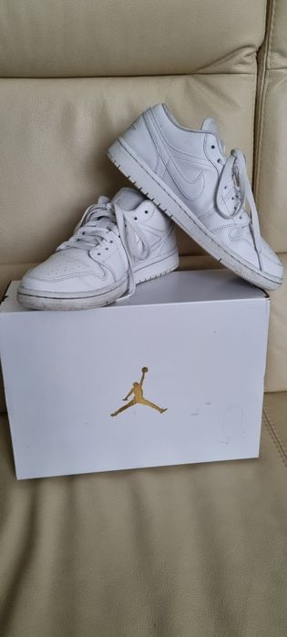 Buty  sportowe damskie Air Jordan  40.Buty włożone 2,3 razy,stan bardz