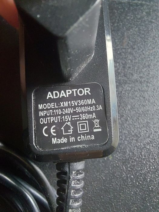 Carregador Máquinas de barbear/aparar, output 15V.
