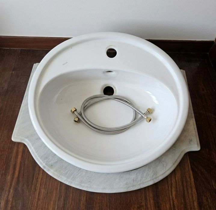 Lavatório de Encastre em Cerâmica + Base de Mármore (Como Novo)
