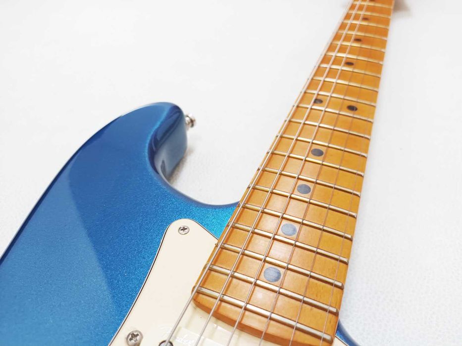 Fender Stratocaster American Ultra - USA 2021