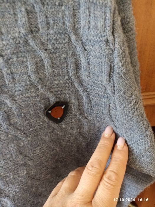 Кофта під шийку в гарному н