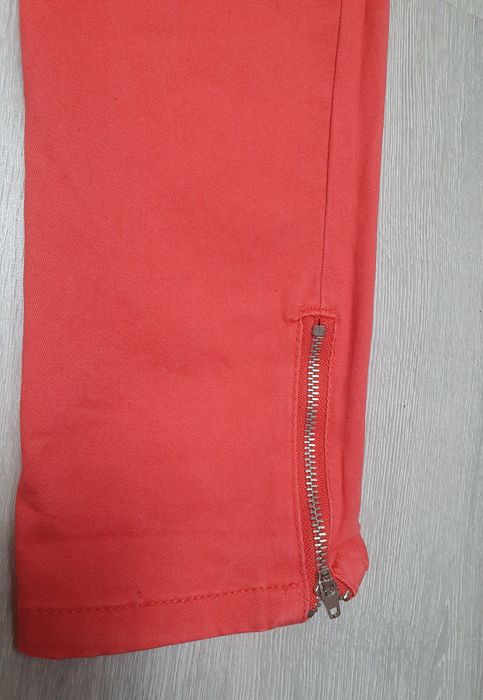 Spodnie czerwone jeansowe 34 36 zameczki