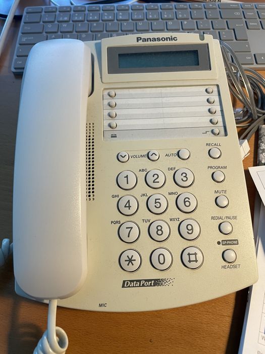 Telefone Panasonic KX-TS85EXW