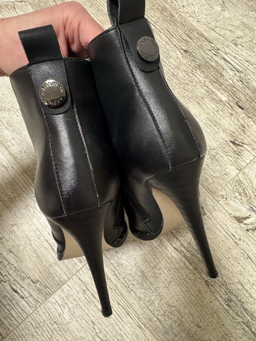 Ботильйони, 36 розмір