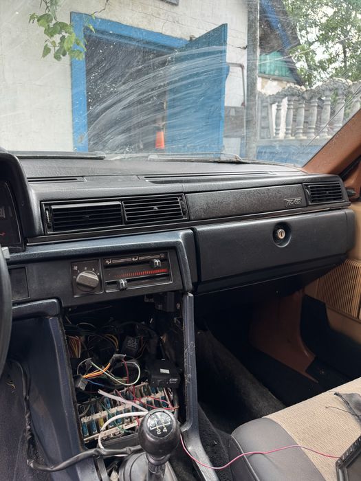 Продам Volvo 740 1986 року