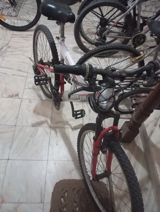 Bicicleta com amortecedores