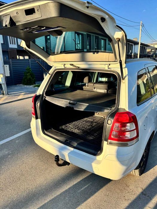 Продам Opel Zafira