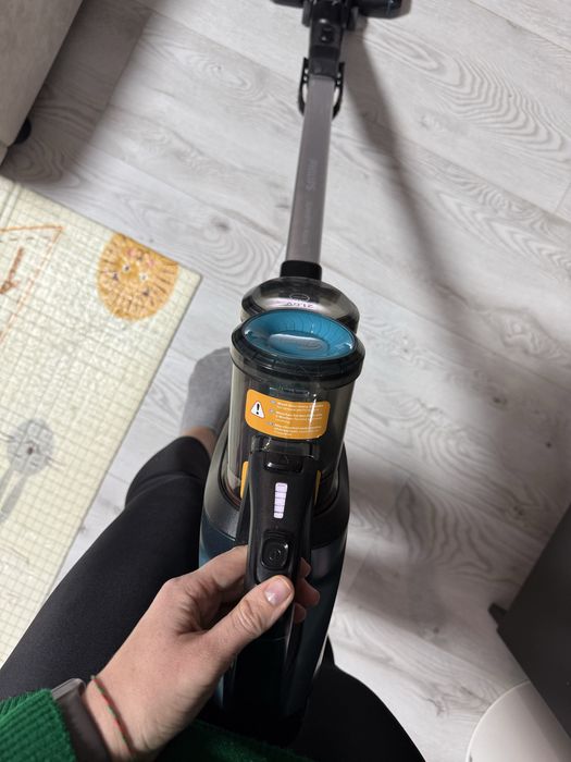 Продам пилесос philips power cyclone 7 21.6v speedpro aqua