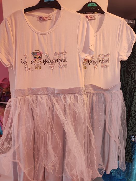 Sukienki dla blizniaczek