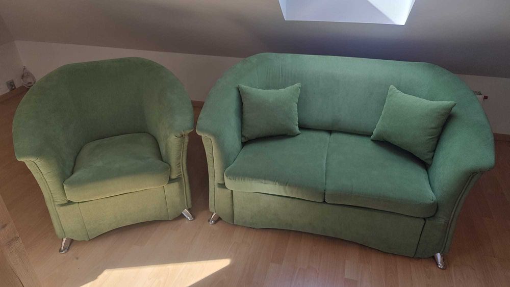 Sofa  + kanapa z poduszkami
