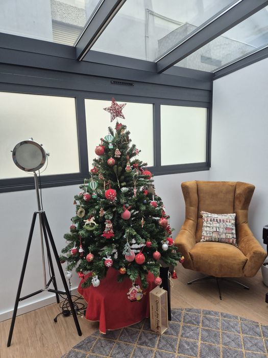 Vendo Árvore de Natal 140cm