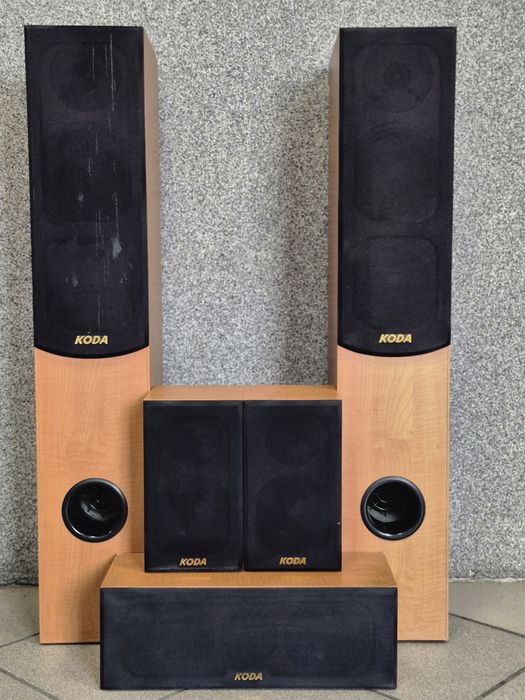 Zestaw kina domowego głośniki Koda F51F drewno