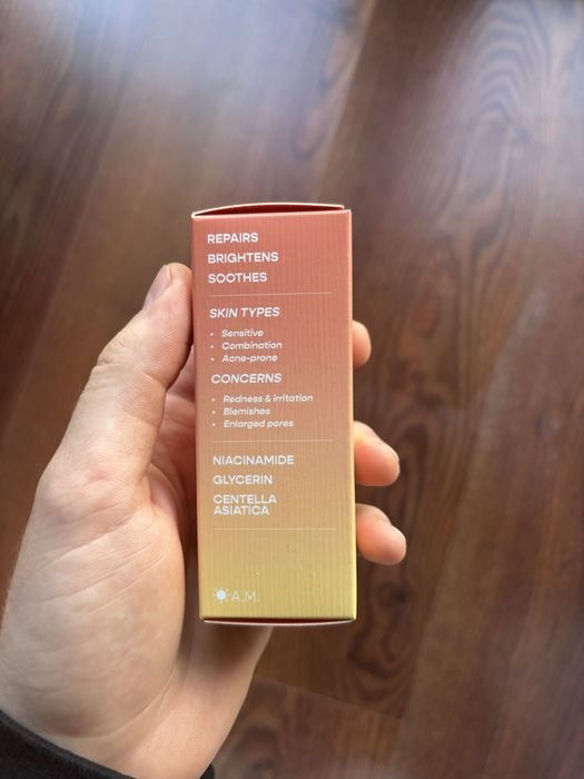 serum regenerująco-rozświetlające Glowery A.M. Glow Daily Dew Serum (30 ml)
