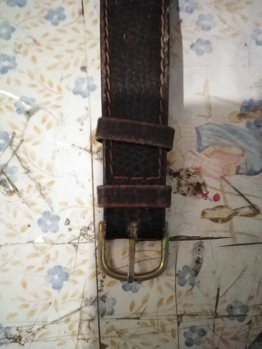 Vendo o relógio velho para homem