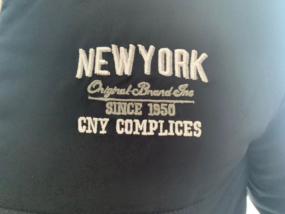 Blusão Azul Bom estado. 20€