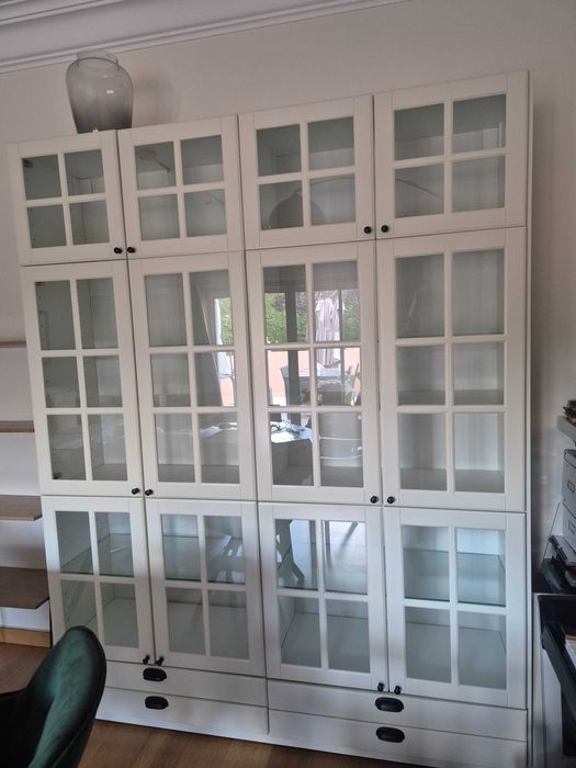 Vitrine branca para sala de estar