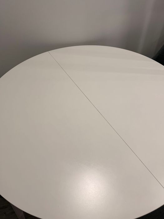 Stół biały okrągły