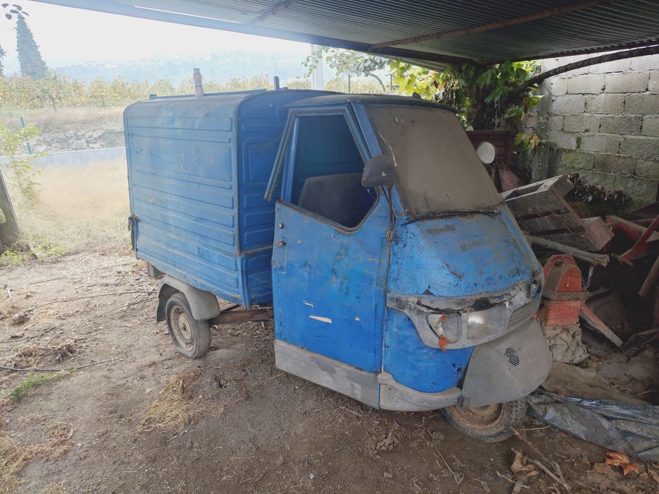 Vendo 3 piaggio ape 50 para restauro