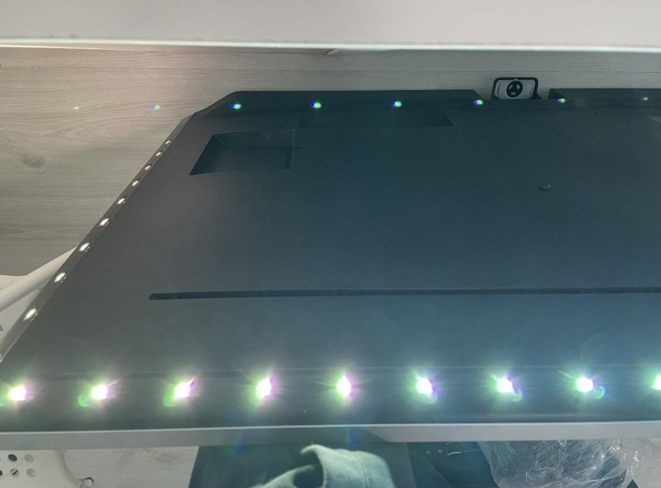 [Demo/ Pouco Usado] Philips The One/Android TV LED 4K UHD c/Ambilight