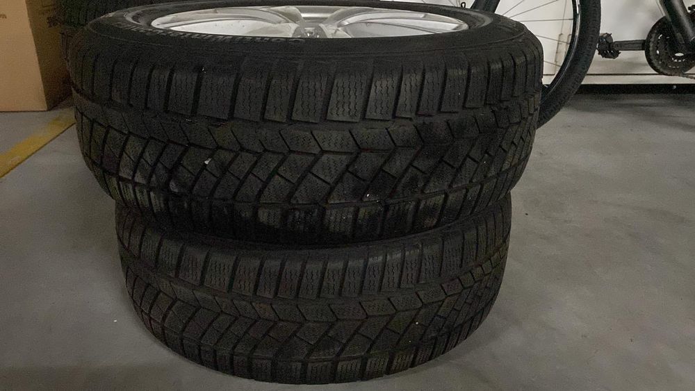 Vendo 4 jantes BMW 216d originais com pneus novo
Medidas 205/55 R16
Va