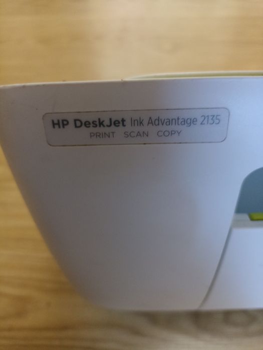 Принтер  HP  2135