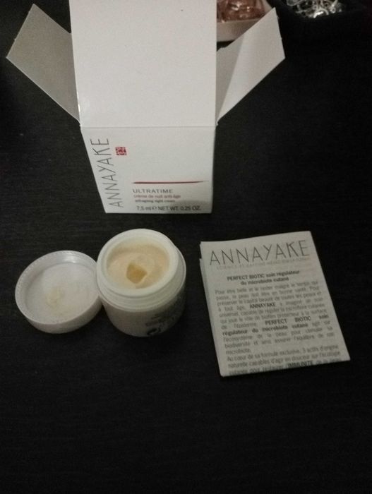 ANNAYAKE Крем для обличчя.