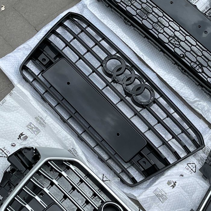 Решетка радиатора ауди Audi черная серая a1a3a4a5a6a7a8q7s6rs4sq5q5q3