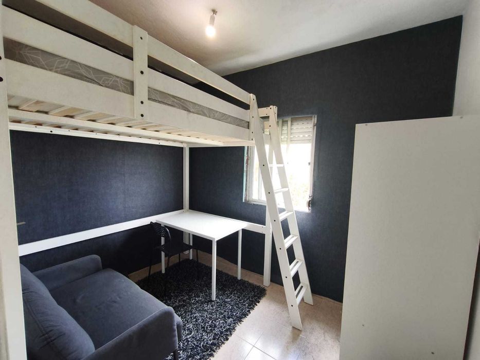 Quarto para Arrendar na Brandoa
