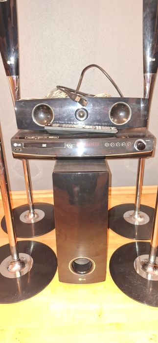 Na sprzedaż kino domowe