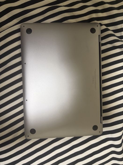 Продам Macbook Pro 13’ M1 16GB/512GB