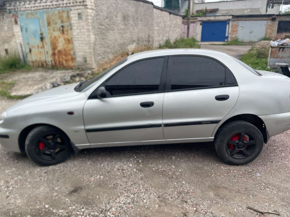 Продам Ланос в хорошем состоянии SX