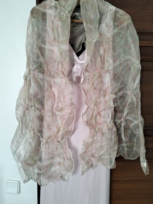 Vendo vestido de cerimónia em rosa clarinho debroado a cetim