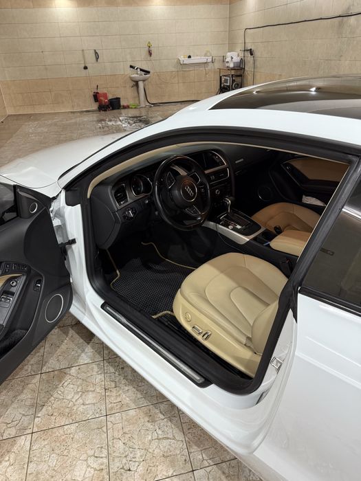 Audi A5 quattro (Premium plus)