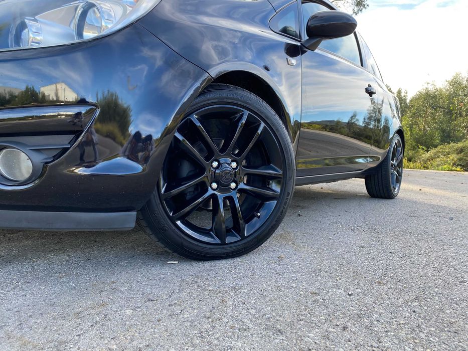 Opel Corsa D Black Edition 1.3