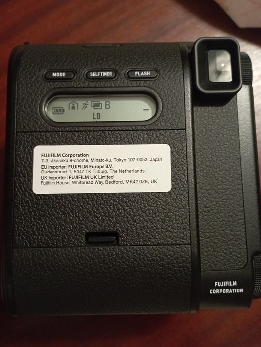 Fujifilm Instax Mini 99 - Preta