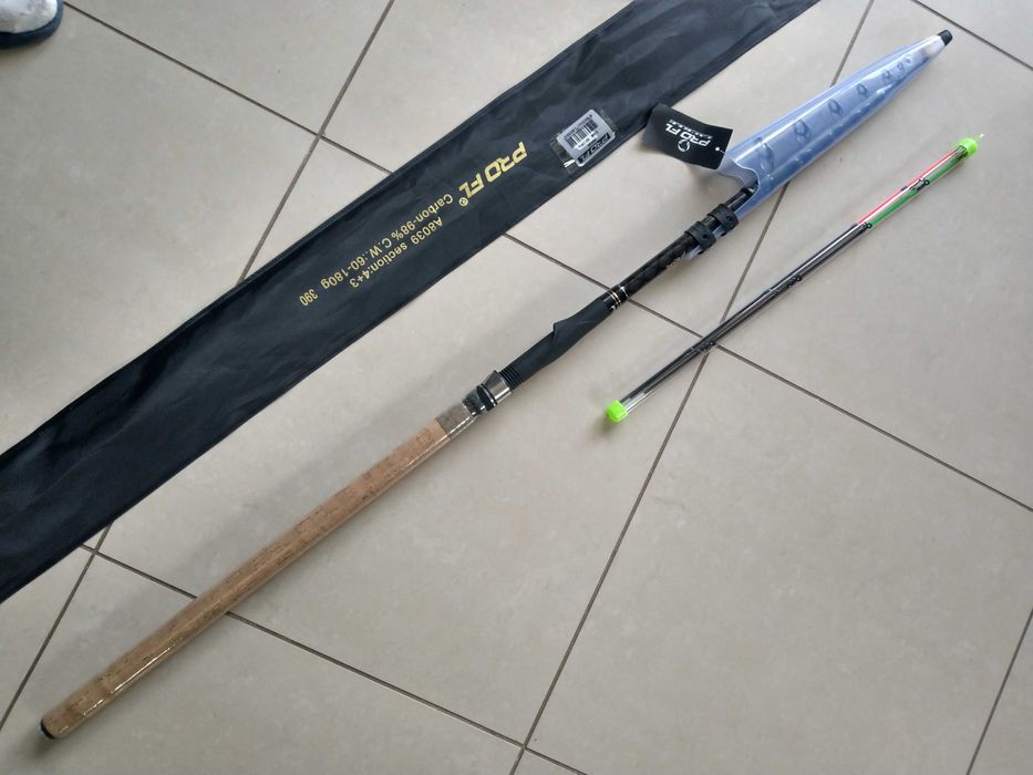 PRO FL Tele Feeder 3,90m 60-180g mocny węglowy