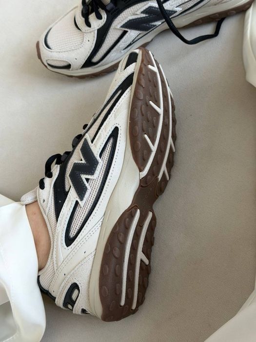 Оригинал New Balance 204L (U204L4NZ) оригінальні жіночі кросівки ню беланс