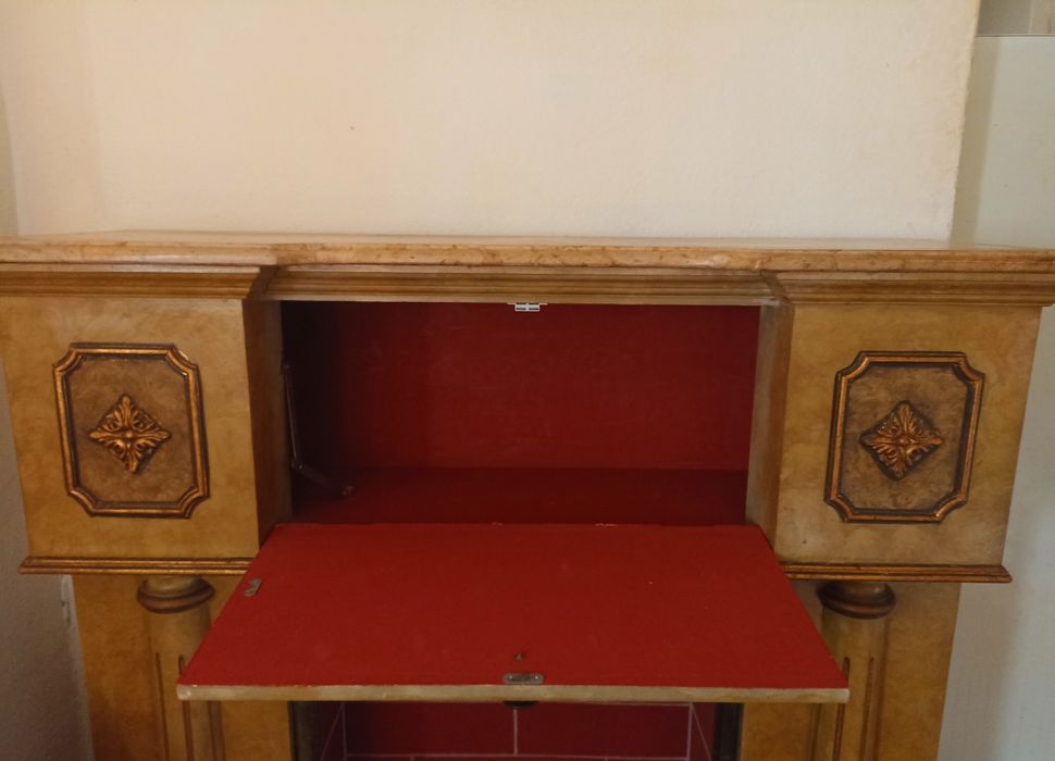 Lareira Decorativa Clássica – Muito Bonita – Oportunidade