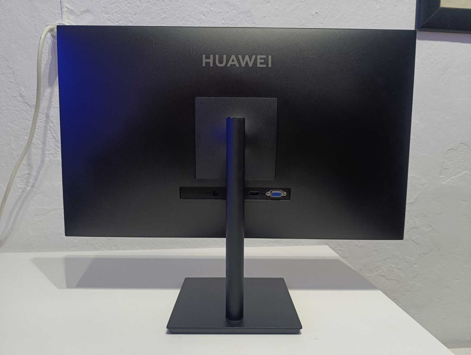 Monitor Huawei Full Hd led IPS 24" semi novo
