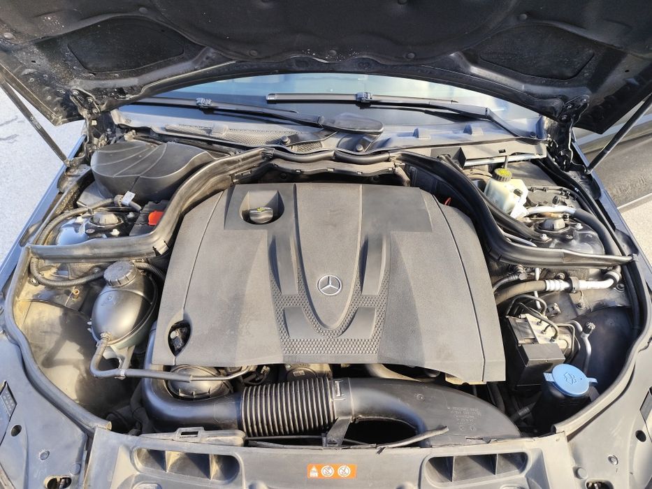 Mercedes C220  254 mil kilometros w204